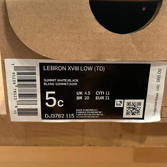 Nike Lebron XVIII LOW (TD) boys 5c sneakers - Picture 7 of 7